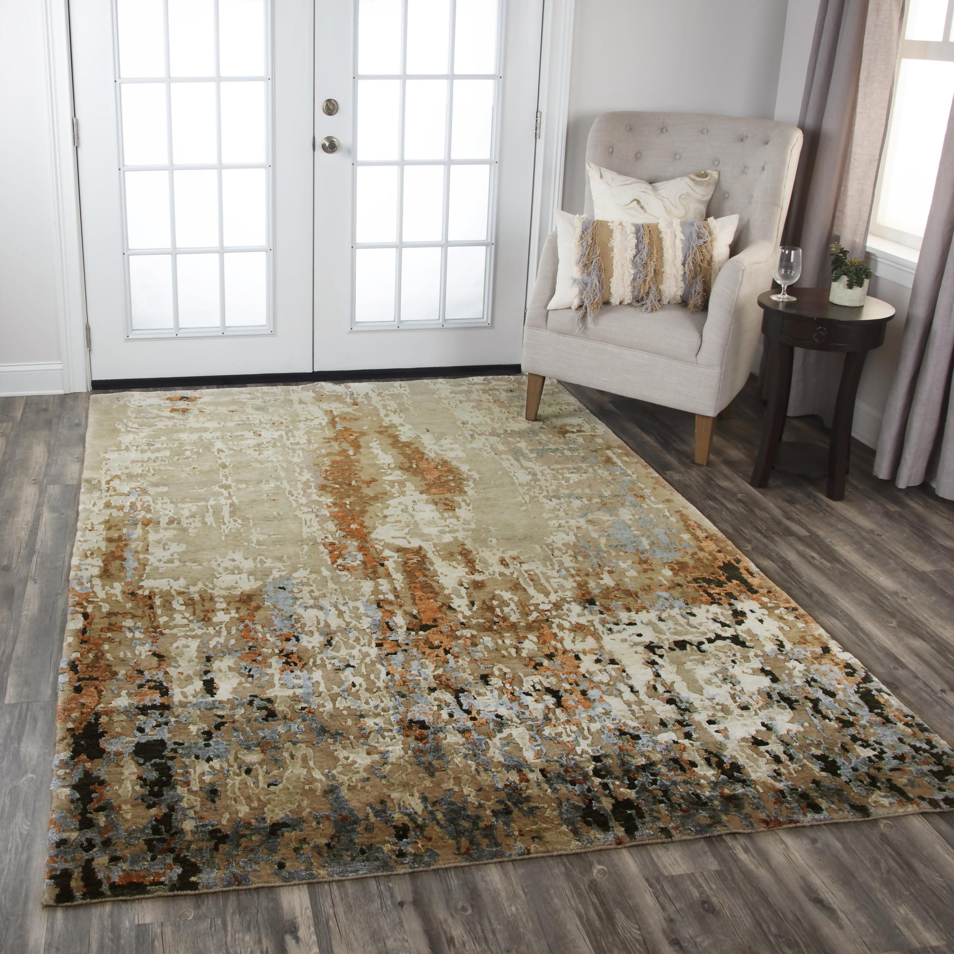 Contemporary rug, 9' x 12'.
