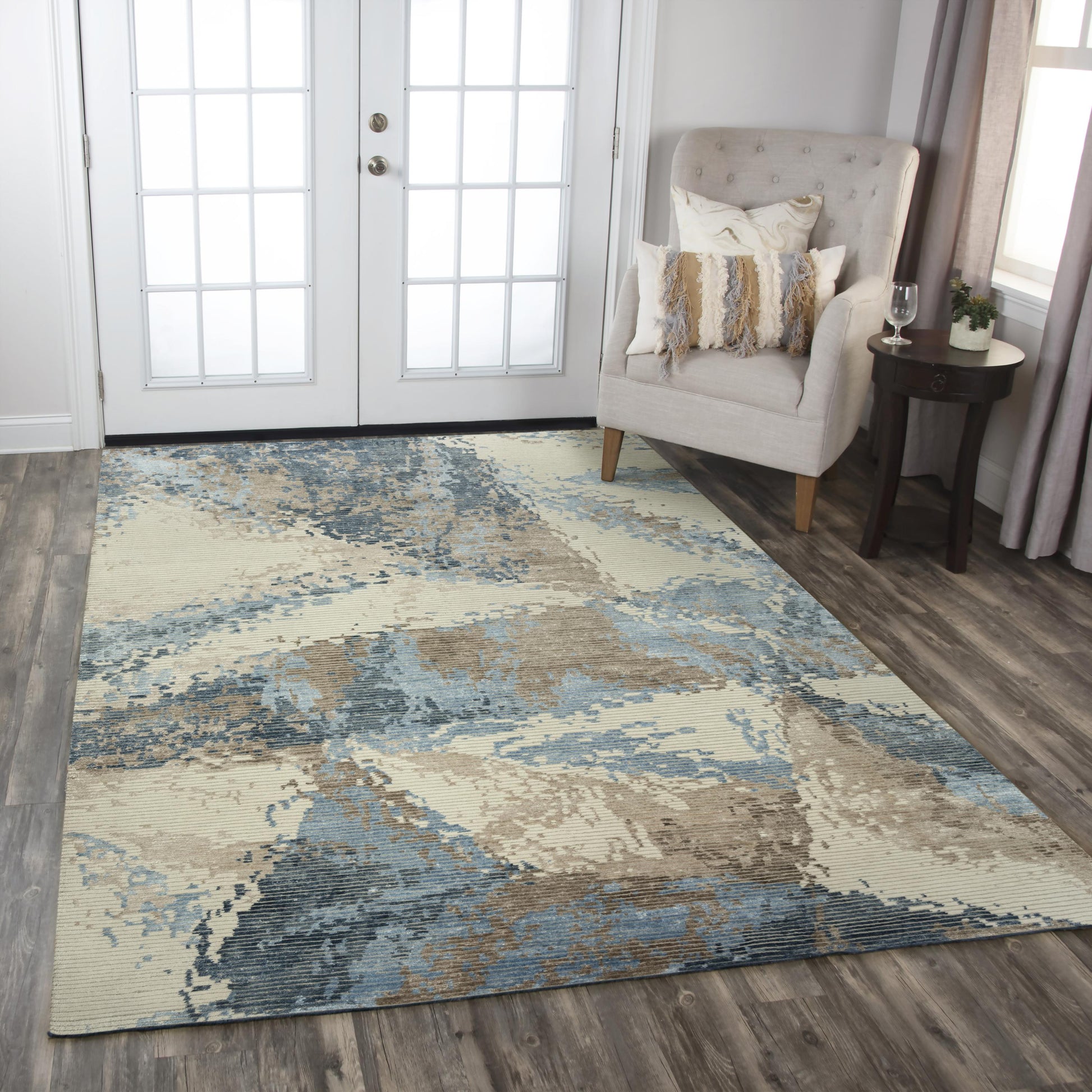 Modern rug, 9' x 12'.