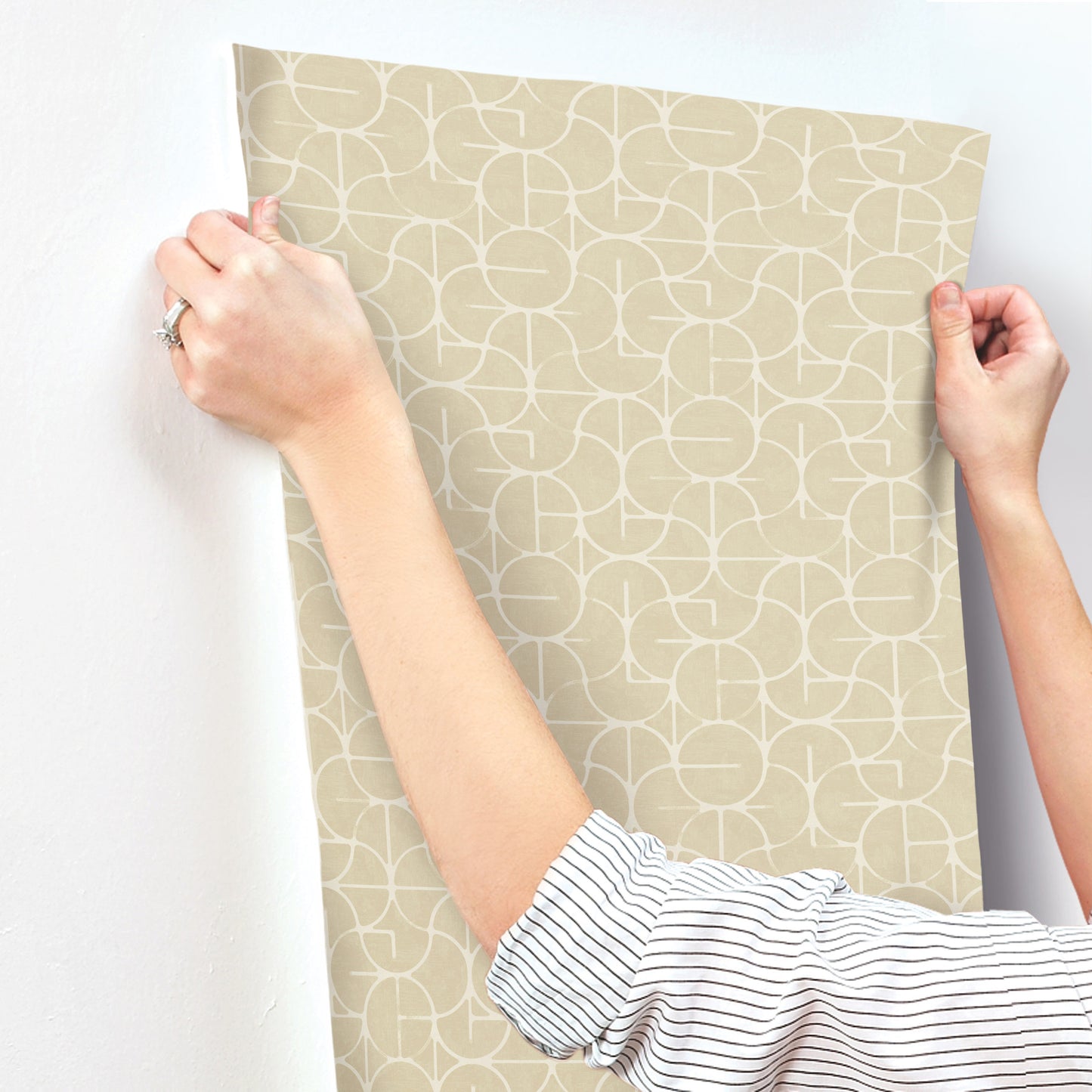 York Wallcoverings Formations Looking Glass Straw Wallpaper Transitional Geometrics Yellows   - FM1101