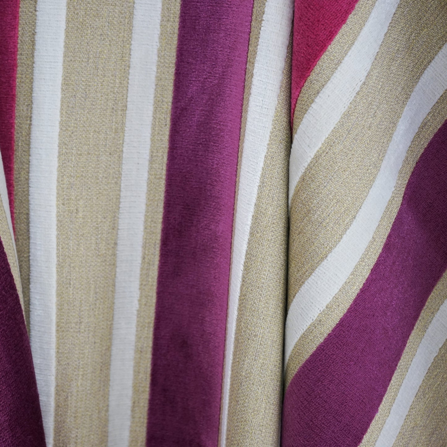 JF Fabrics JF Studio FOUNDATION 57 Fabric Transitional,Stripe Creme,Beige,Offwhite,Pink,Purple,Taupe  Chenille,Texture - 5086257 SJ101