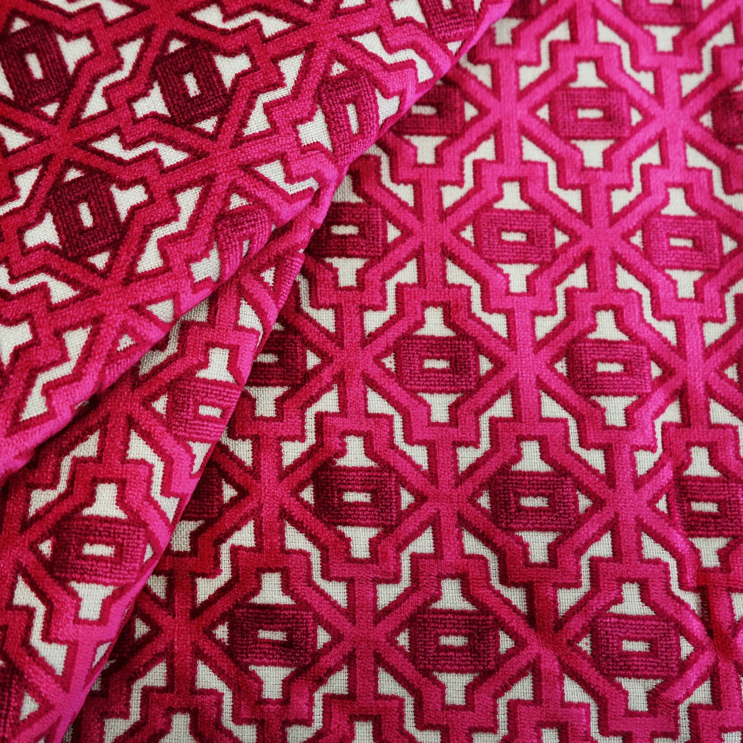 JF Fabrics JF Studio FOXTROT 46 Fabric Traditional,Transitional,Contemporary,Geometric Pink  Texture,Velvet - 5999646 SJ101