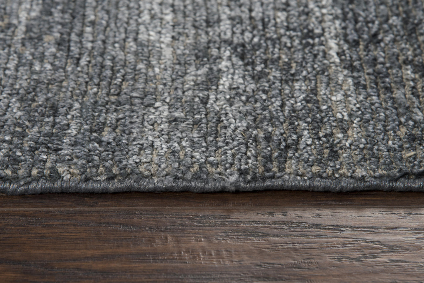 Casual 5' x 8' rug.