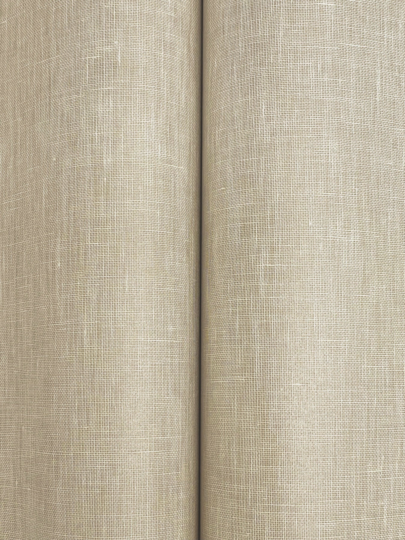 York Wallcoverings Ronald Redding Sheer Linen Silver Lining Wallpaper Weaves Naturals Silver Lining  Wallpaper - GRL88129