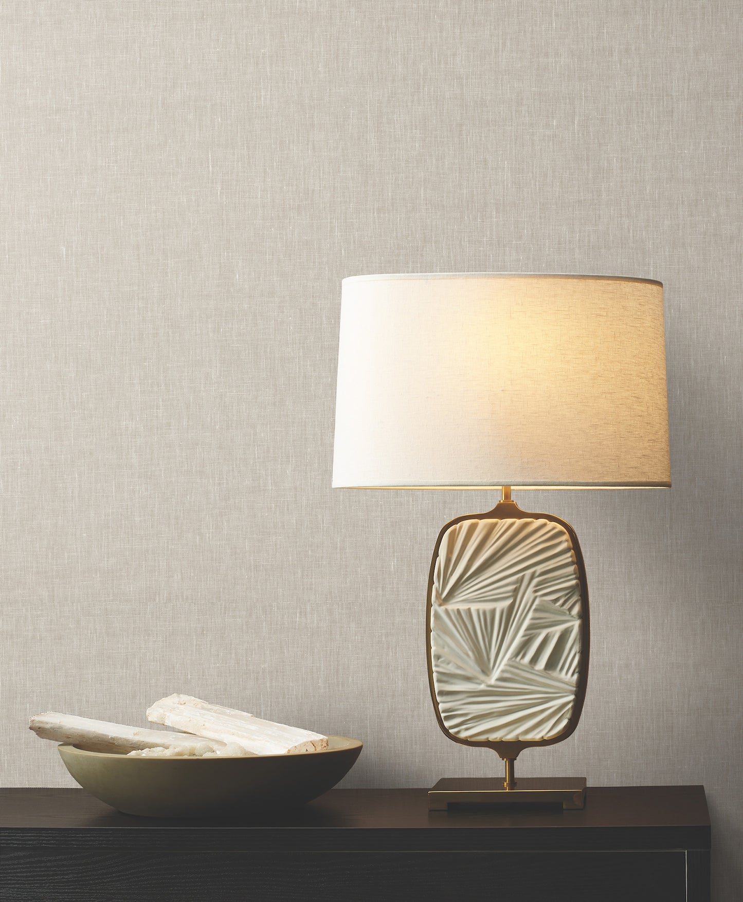 York Wallcoverings Ronald Redding Sheer Linen Silver Lining Wallpaper Weaves Naturals Silver Lining  Wallpaper - GRL88129