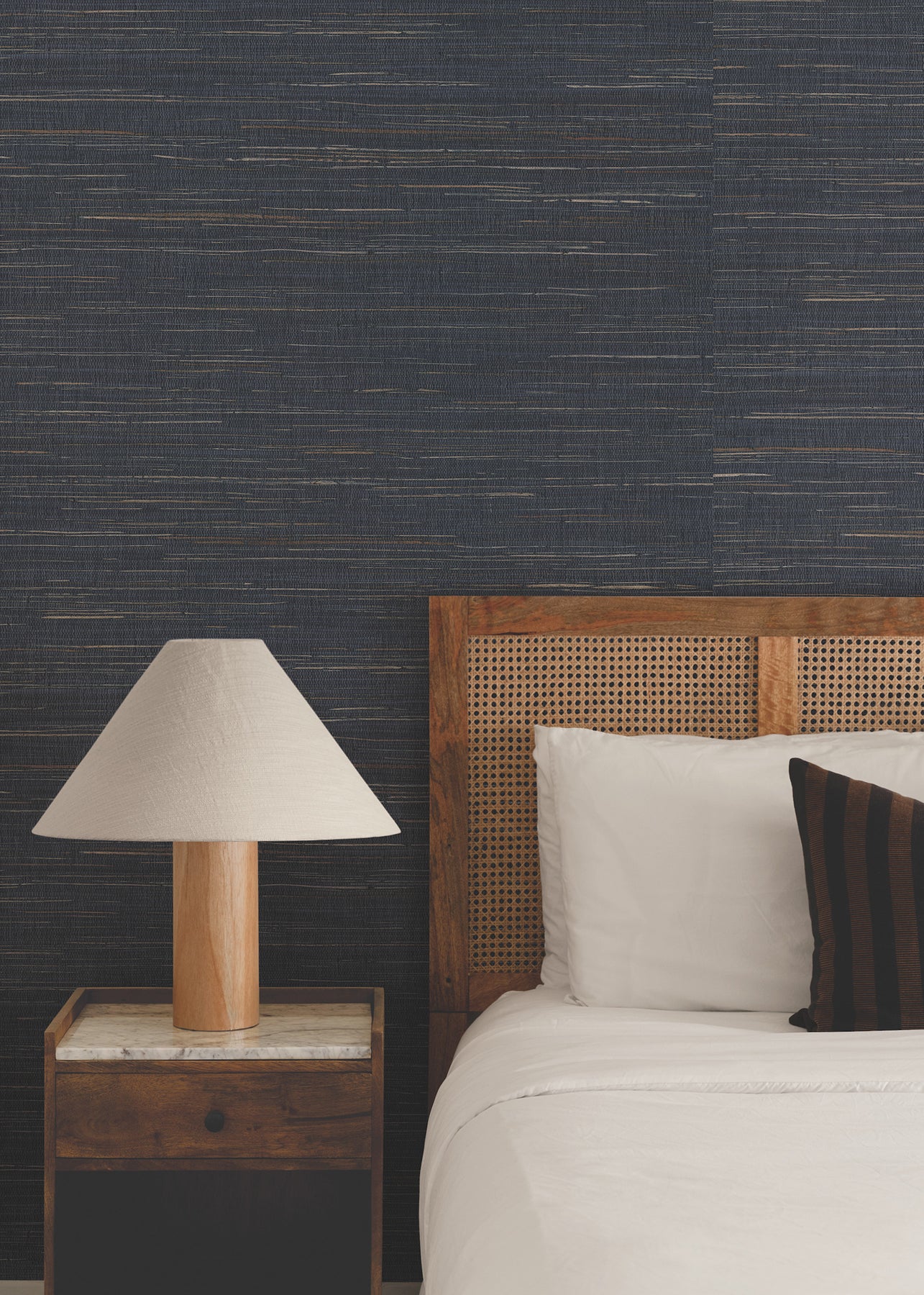 York Wallcoverings Ronald Redding Multicolored Hemp Navy Wallpaper Grasscloth Naturals Navy  Wallpaper - GRL88381