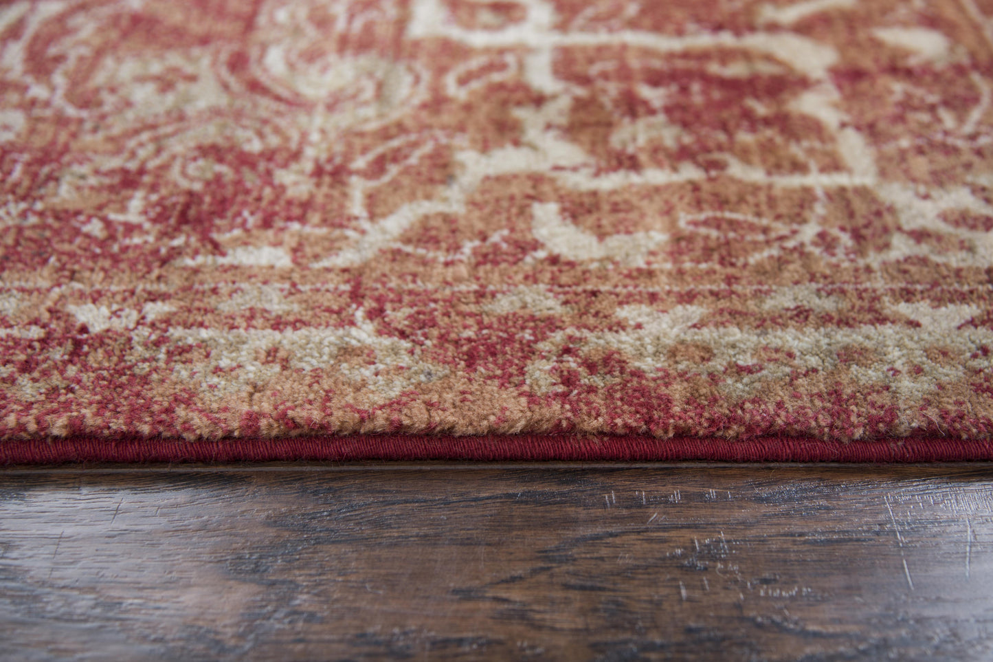 Traditional rug, 2' x 10'.