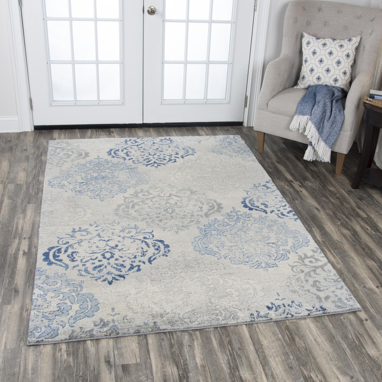 Gossamer transitional rug, 8' x 10'.