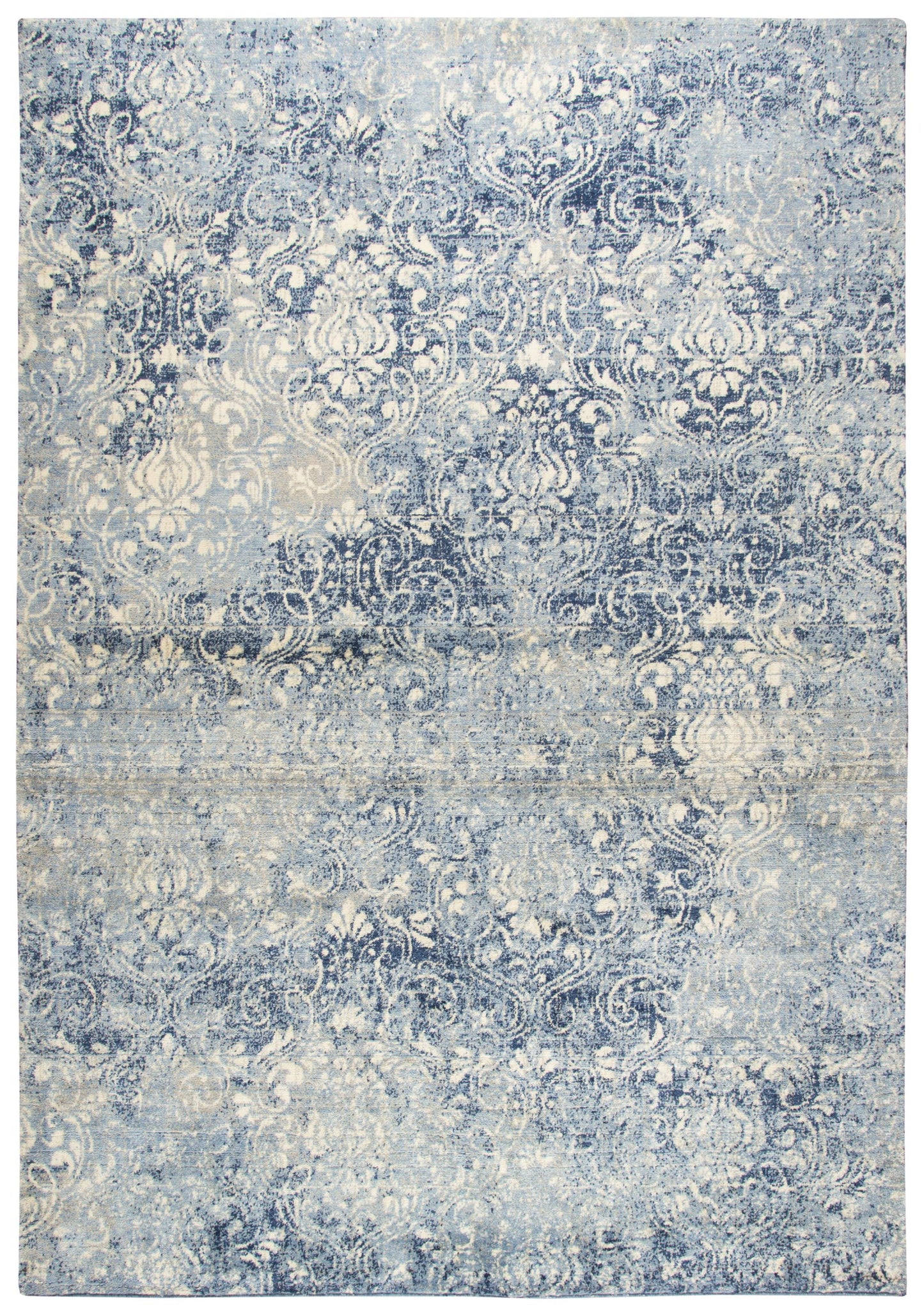 Traditional rug, 10' x 13'.