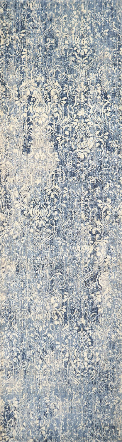 Gossamer traditional rug runner, 2' x 8'.