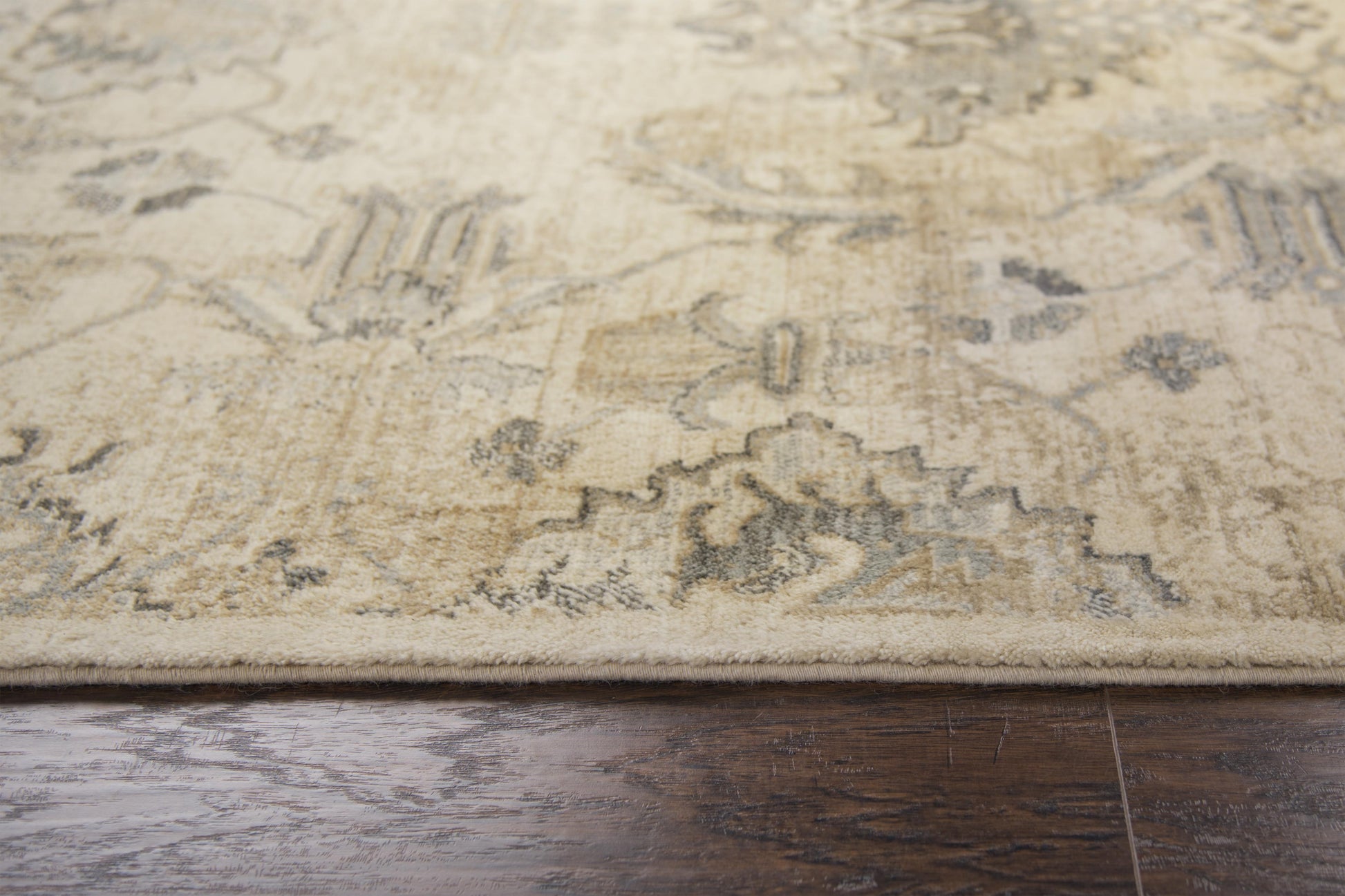 Rug, transitional style, 3' x 5