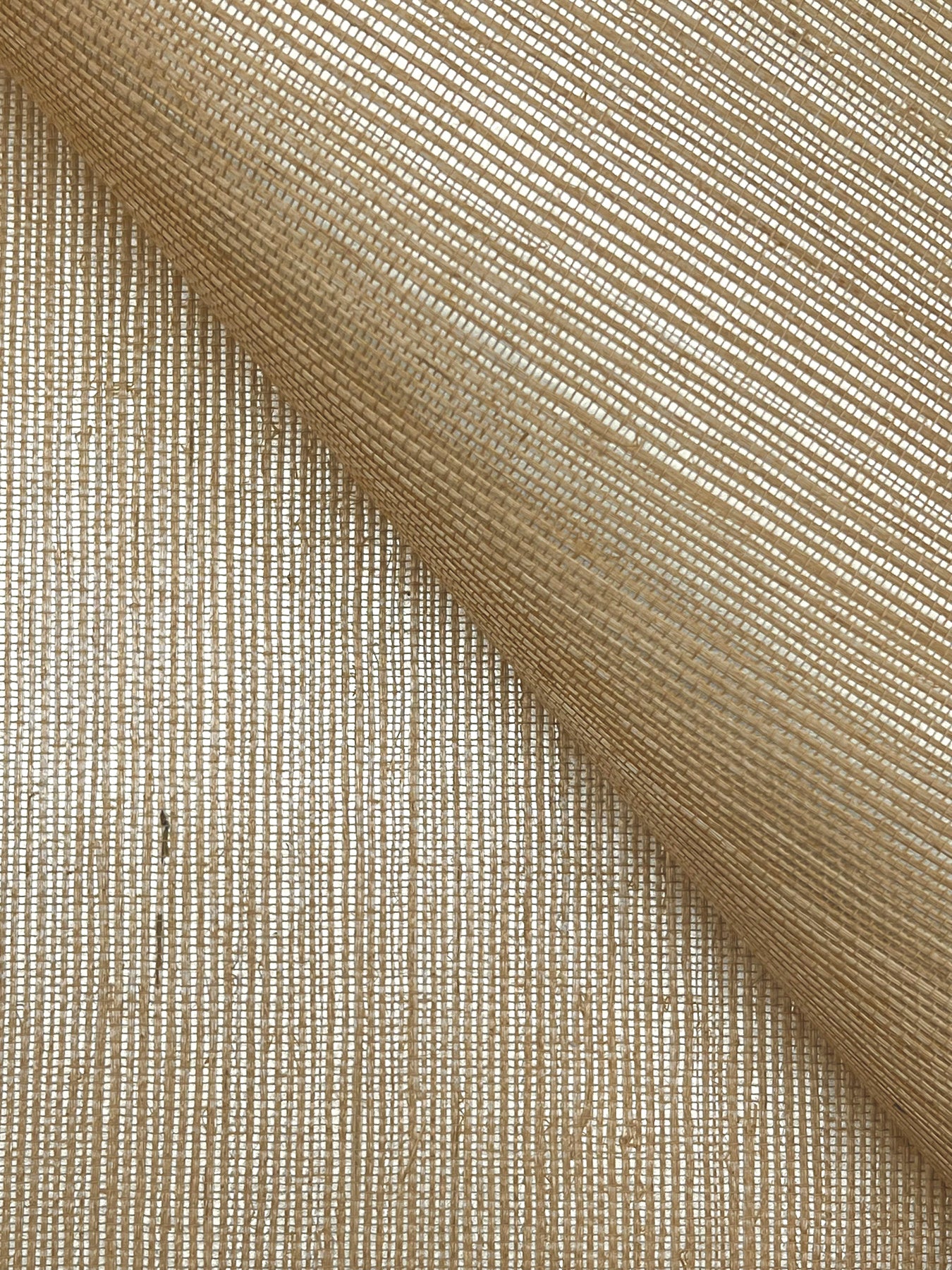 York Wallcoverings Designer Sisals Fan Deck Maguey Sisal Gold Wallpaper Traditional Grasscloth Metallics   - GV0114NWFD
