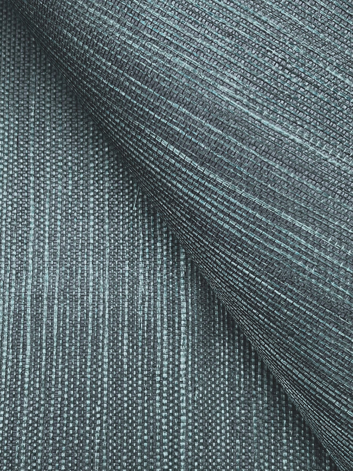 York Wallcoverings Designer Sisals Fan Deck Maguey Sisal Peacock Wallpaper Traditional Grasscloth Blues   - GV0154NWFD