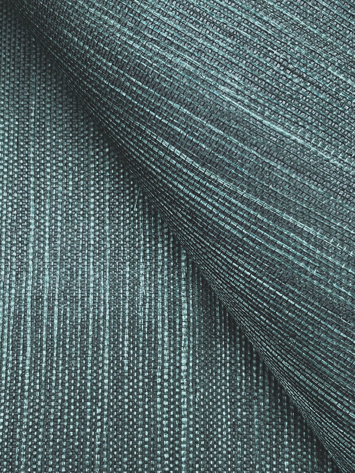 York Wallcoverings Grasscloth and Natural Resource Maguey Sisal Peacock Wallpaper Traditional Grasscloth Blues   - GV0154NW