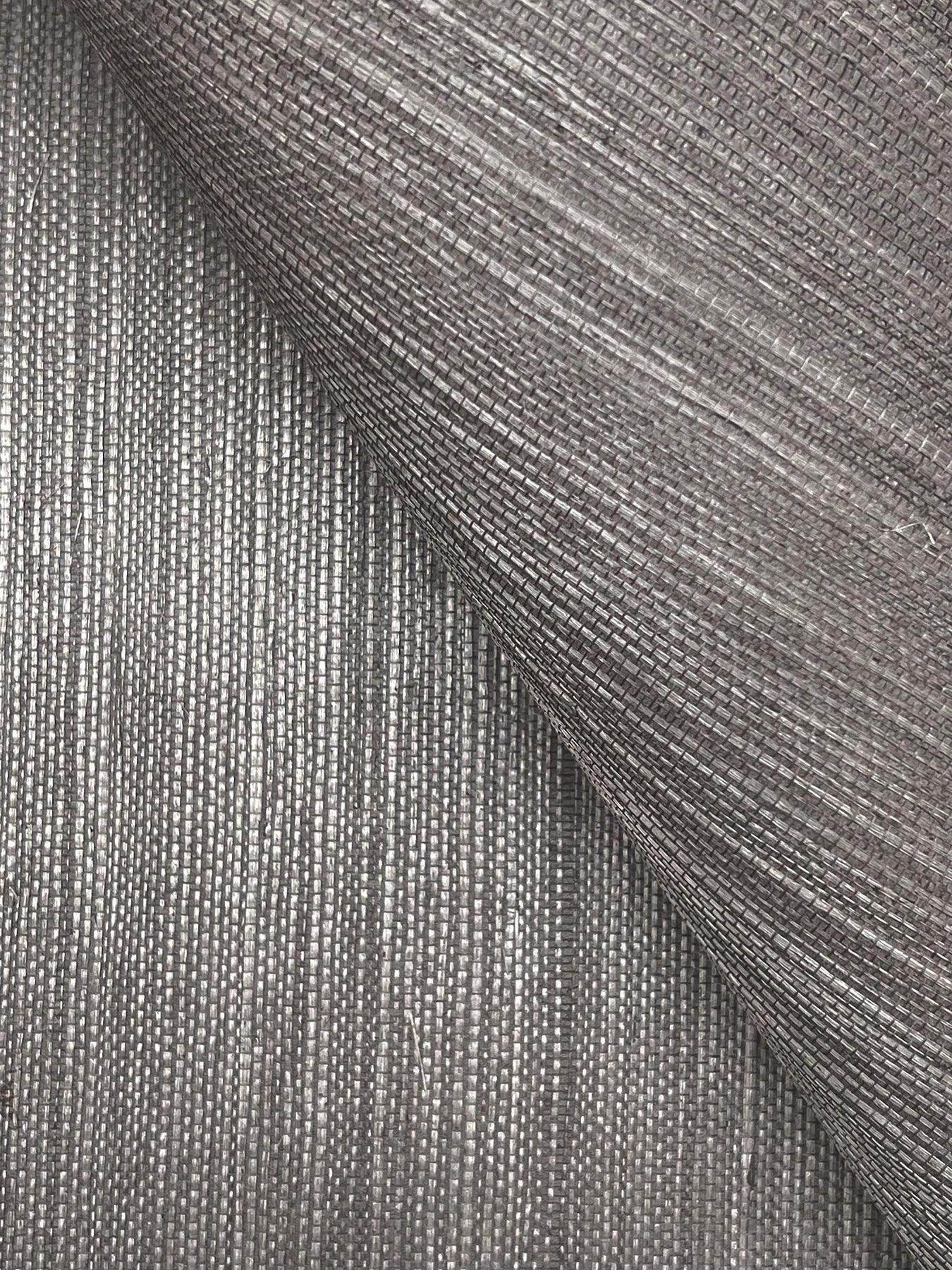 York Wallcoverings Designer Sisals Fan Deck Maguey Sisal Smoke Wallpaper Traditional Grasscloth Greys   - GV0171NWFD