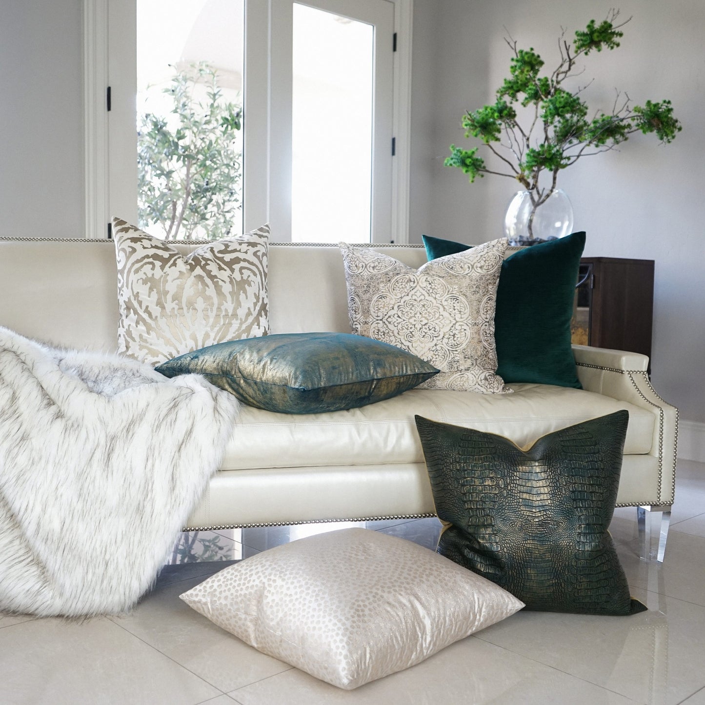 D.V. KAP HOME   24" x 24" Hepburn Pillow - Crystal Glam, Circular - Dots    - 3209-C-2424