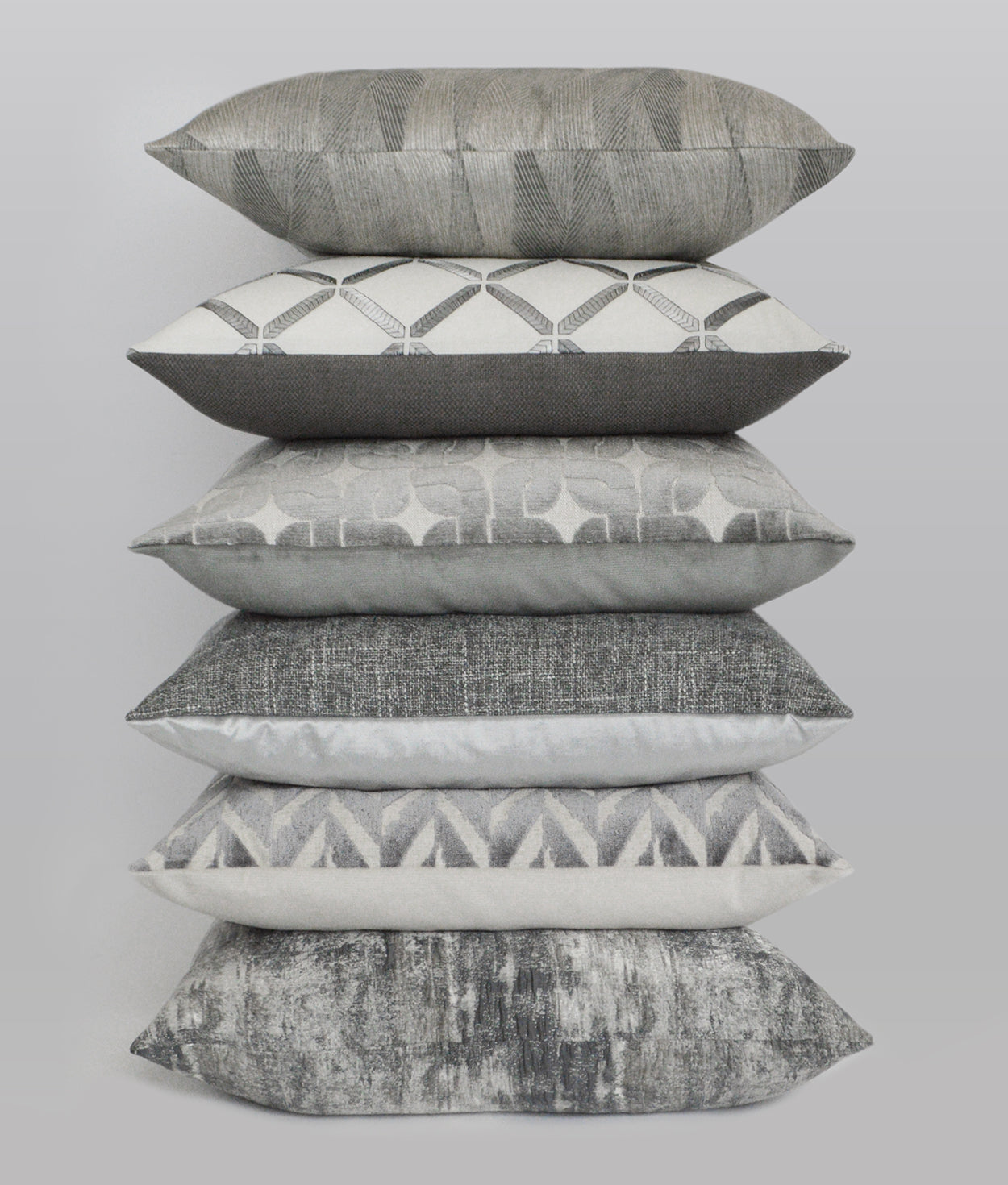 D.V. KAP HOME   24" x 24" Granville Pillow - Silver Embroidery, Transitional, Geometric    - 3089-S-2424