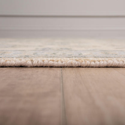 Traditional rug, 8' x 10'.
