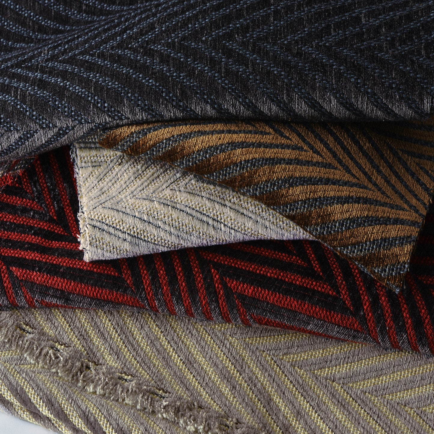 HBF Textiles Tickled Herring 942-44 Regal