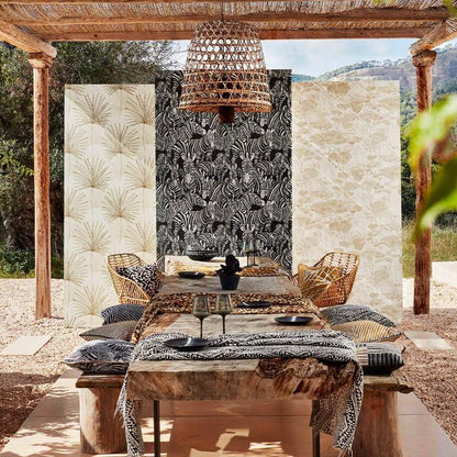 HARLEQUIN Nirmala Wallpaper Animals Chalk,Ebony  Rotary/Gravure Wallpaper - HMIW112257
