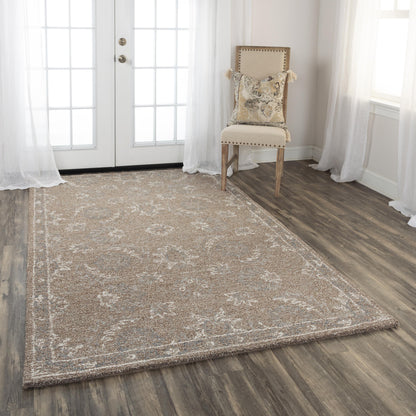 Traditional 8' x 10' rug.