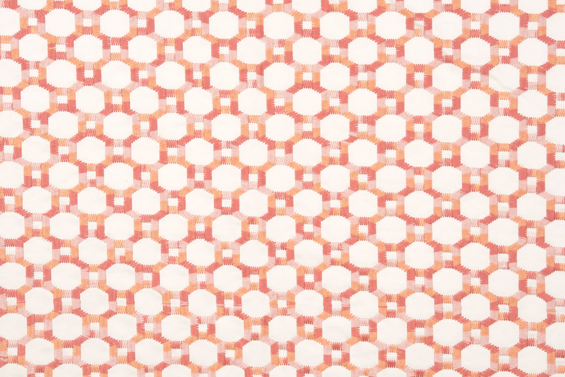 SCALAMANDRE  ISLAND TRELLIS FABRIC PEACH   - HN 000342014