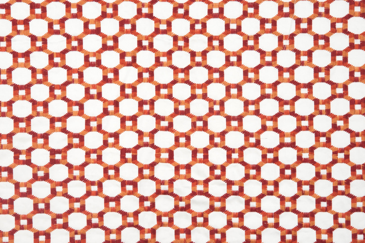 SCALAMANDRE  ISLAND TRELLIS FABRIC RED   - HN 000442014