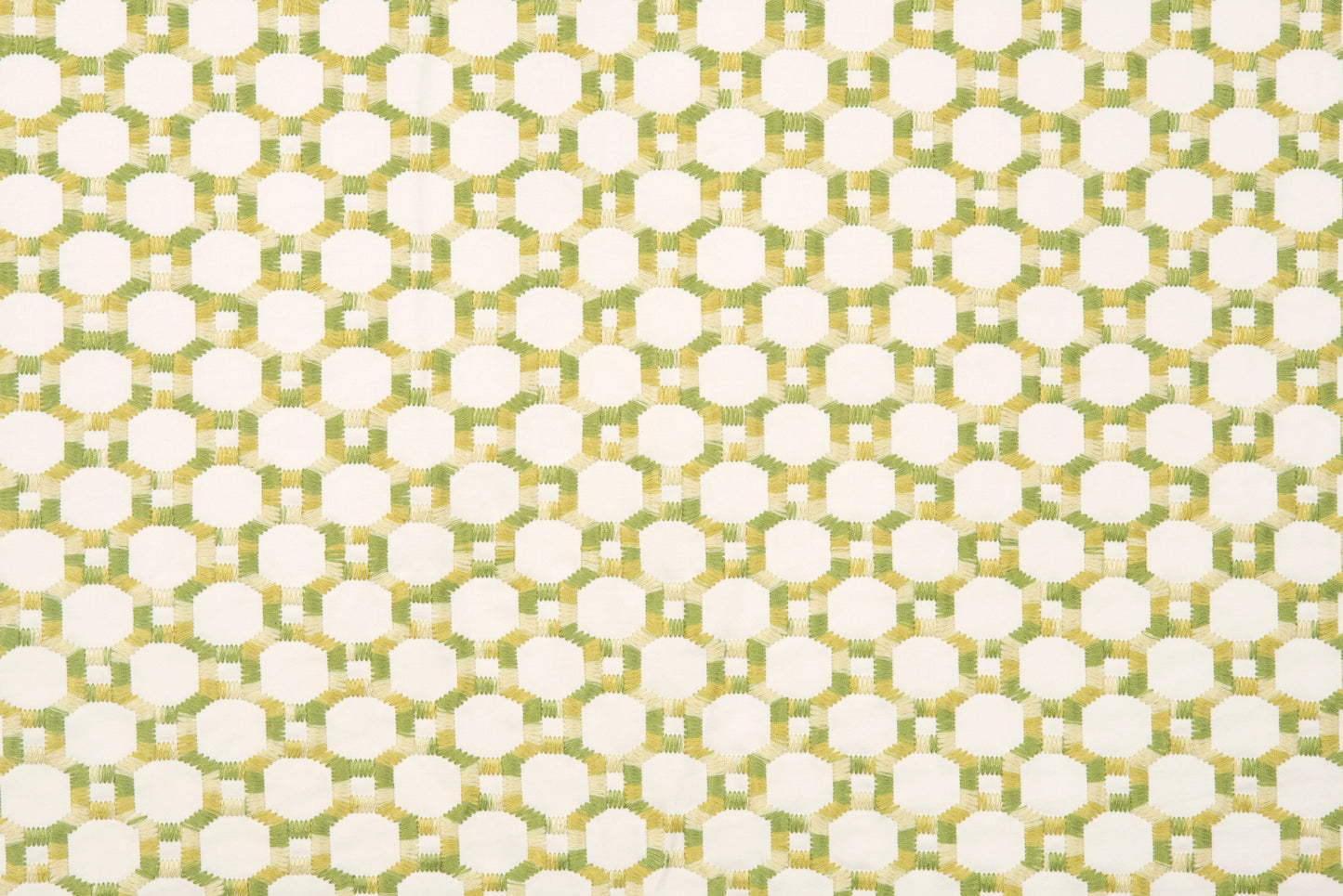 SCALAMANDRE  ISLAND TRELLIS FABRIC GREEN   - HN 000542014