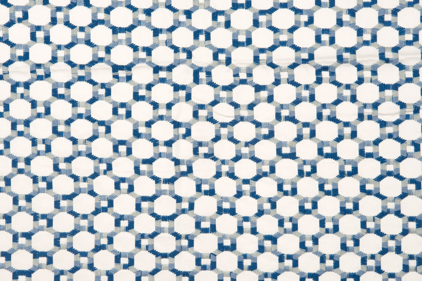 SCALAMANDRE  ISLAND TRELLIS FABRIC BLUE   - HN 000742014