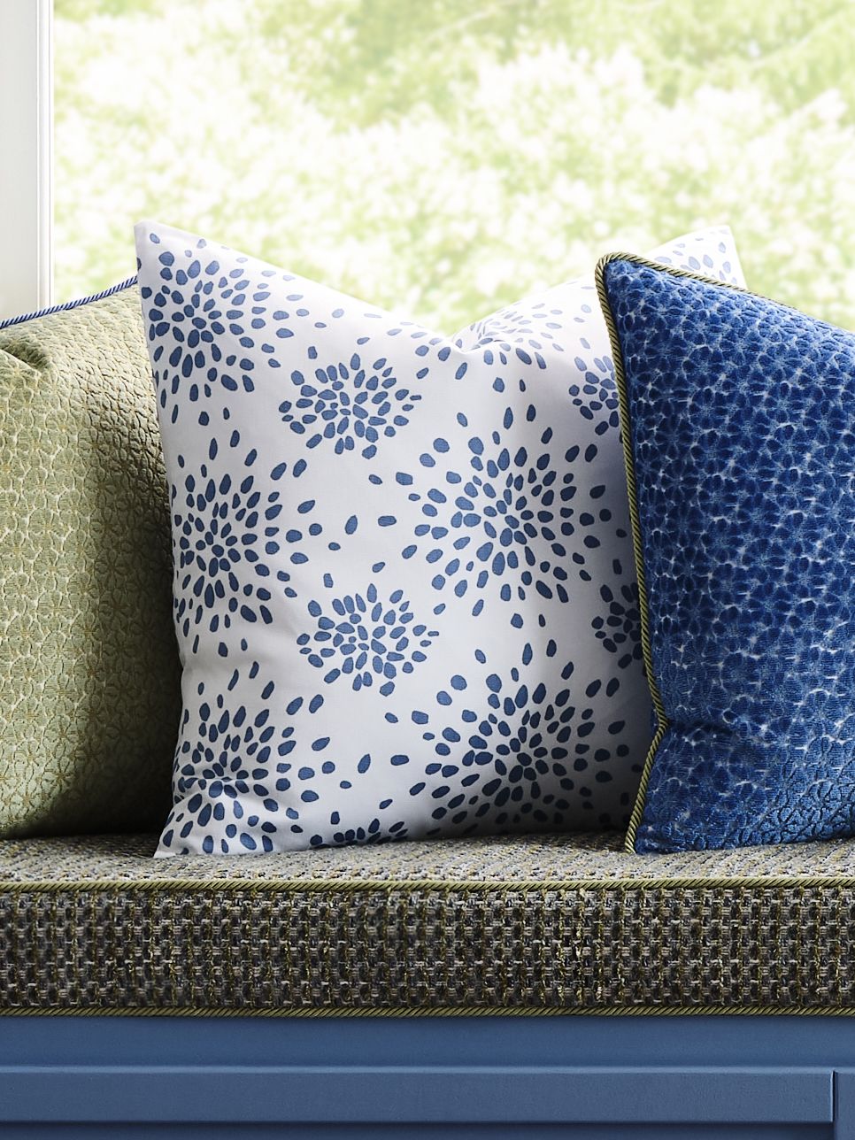 SCALAMANDRE  FIREWORKS COTTON PRINT FABRIC BLUE ON WHITE   - HN 000BF1020 NEW SKU # HNF1020000B