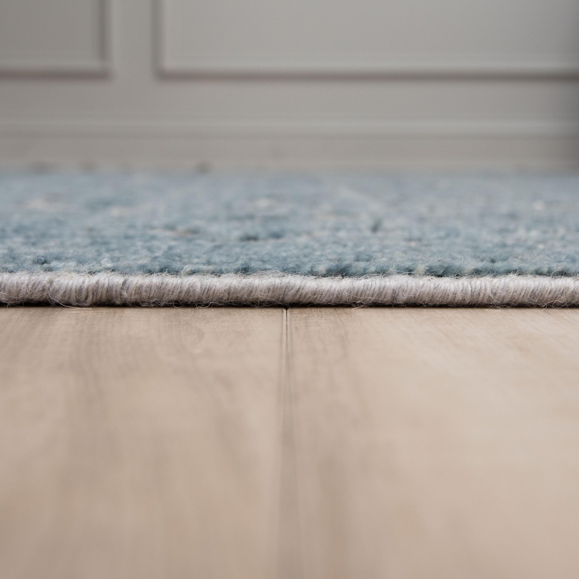 Hilton Traditional rug, 10' x 14'.