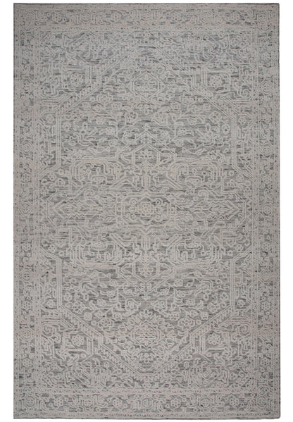 Traditional 6' x 9' rug.