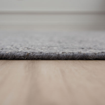 Area rug, transitional style, 9' x 12'.