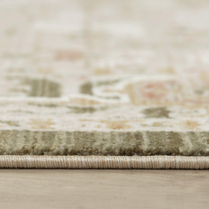 Area rug, 4' x 6'.
