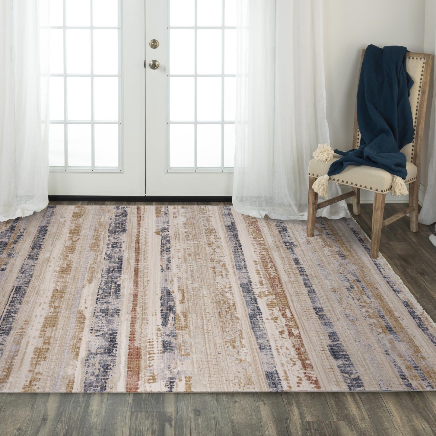 Rug, 9' x 12'.