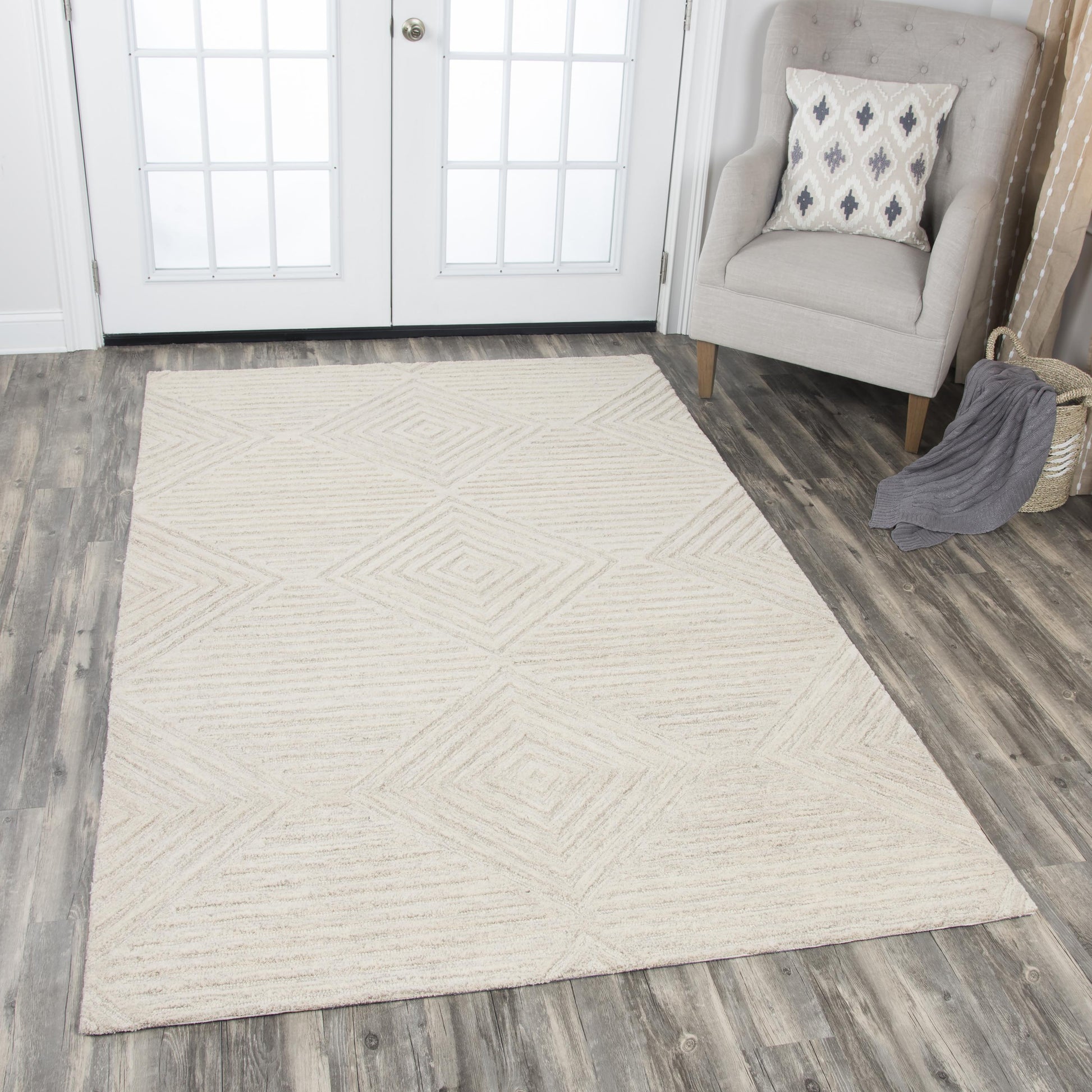 Idyllic Contemporary area rug, 9' x 12'.