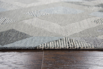 Modern rug, 10' x 13'.