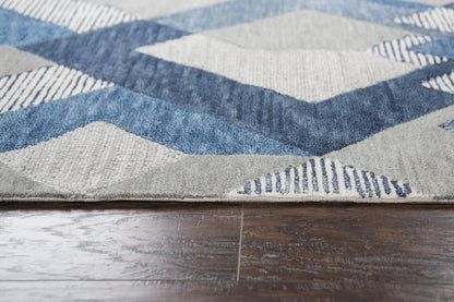 Contemporary rug, 2' x 8'.