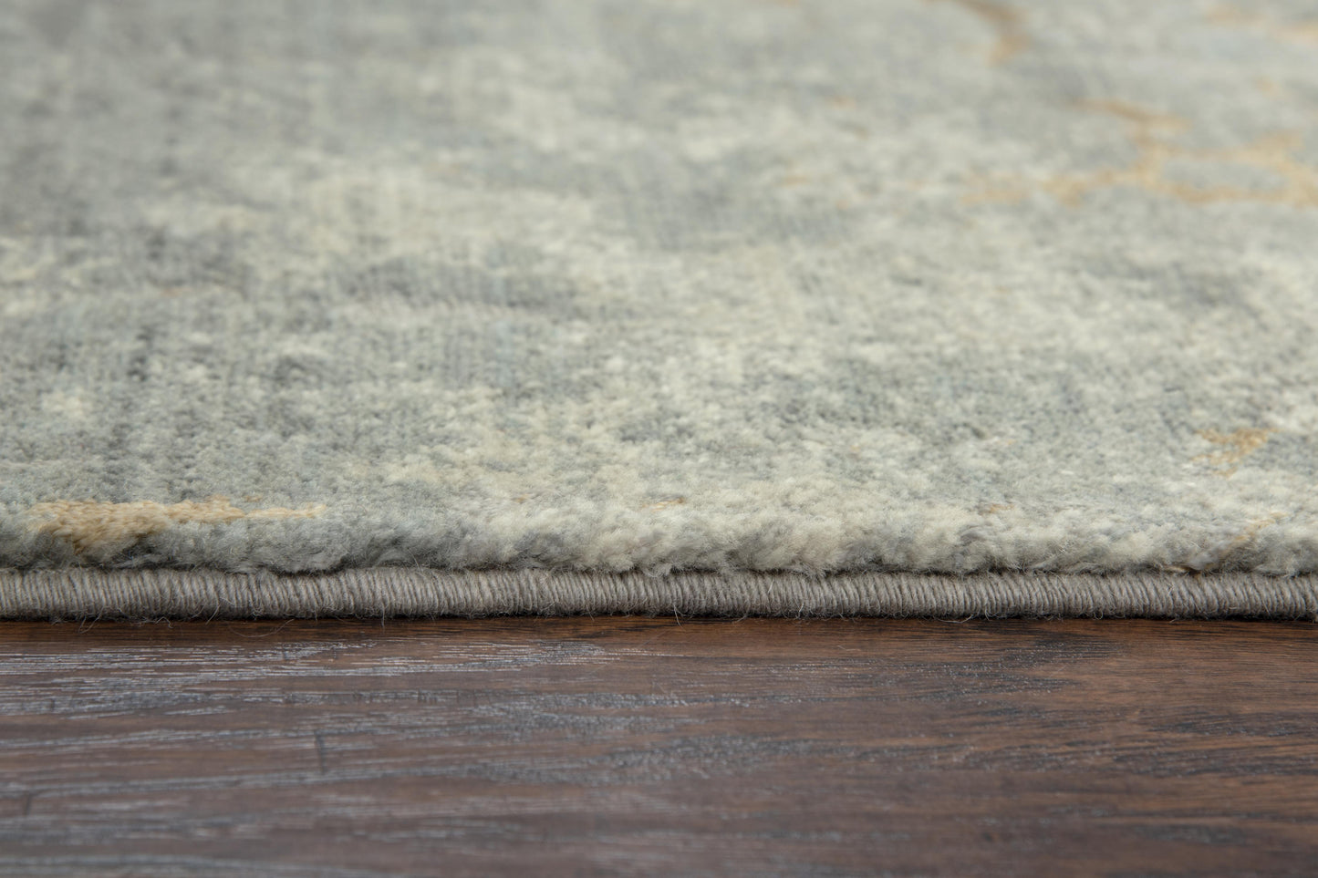 Rug, 5' x 8', transitional style.