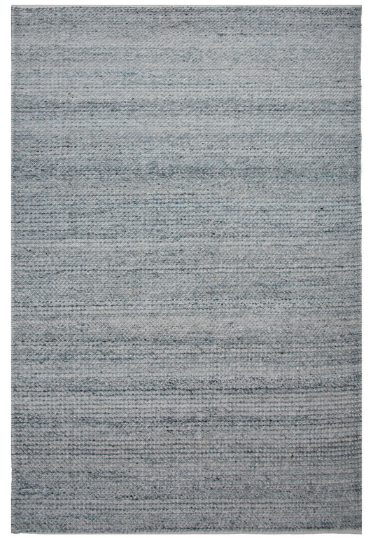 Casual rug, 9' x 12'.