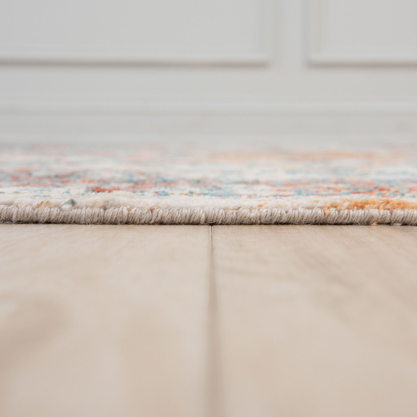 Traditional 8' x 10' rug.