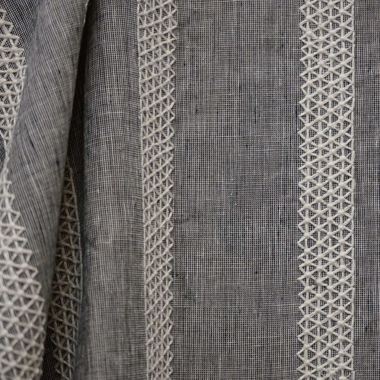 JF Fabrics JF Studio KANDIA 99 Fabric Stripe, Transitional Black, White  Embroidery, Linen - 9006799 SJ102