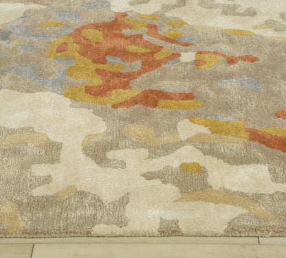 Modern rug, 2' x 3'.