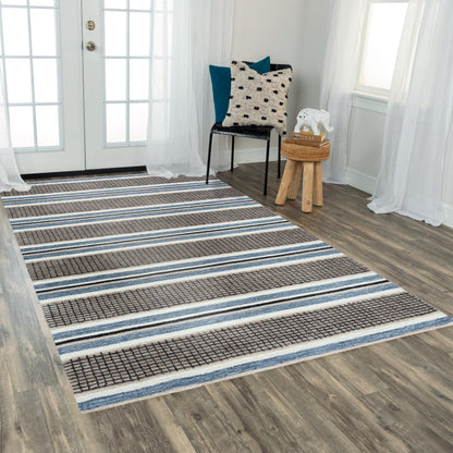 9' x 12' transitional rug.