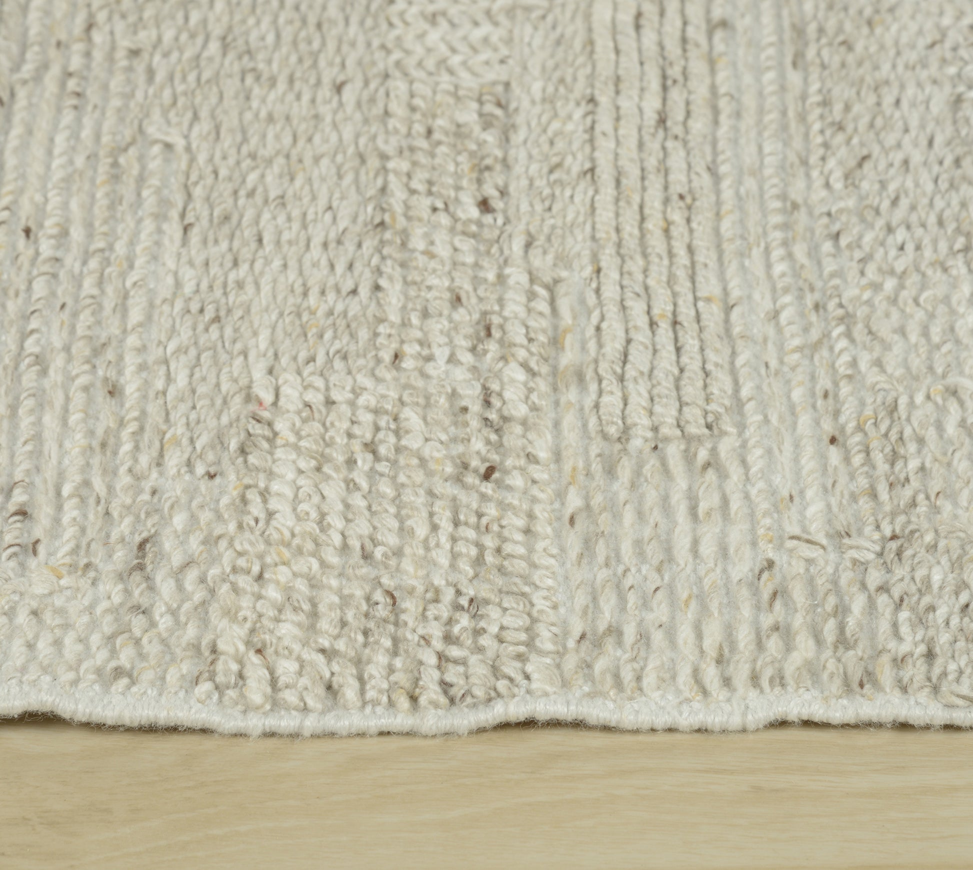 Contemporary area rug, 8' x 10'.