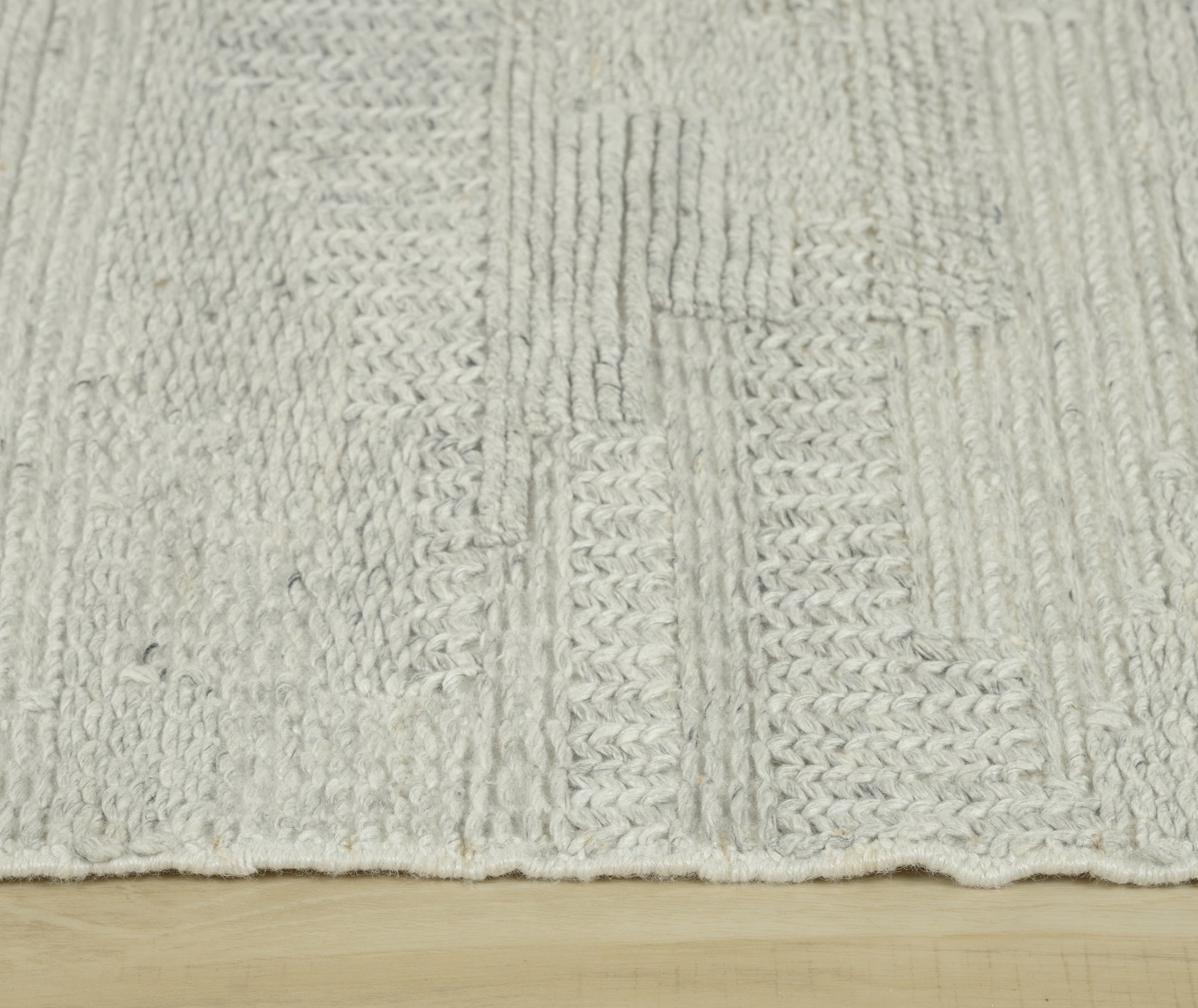 Lakeview Contemporary rug, 8' x 10'.