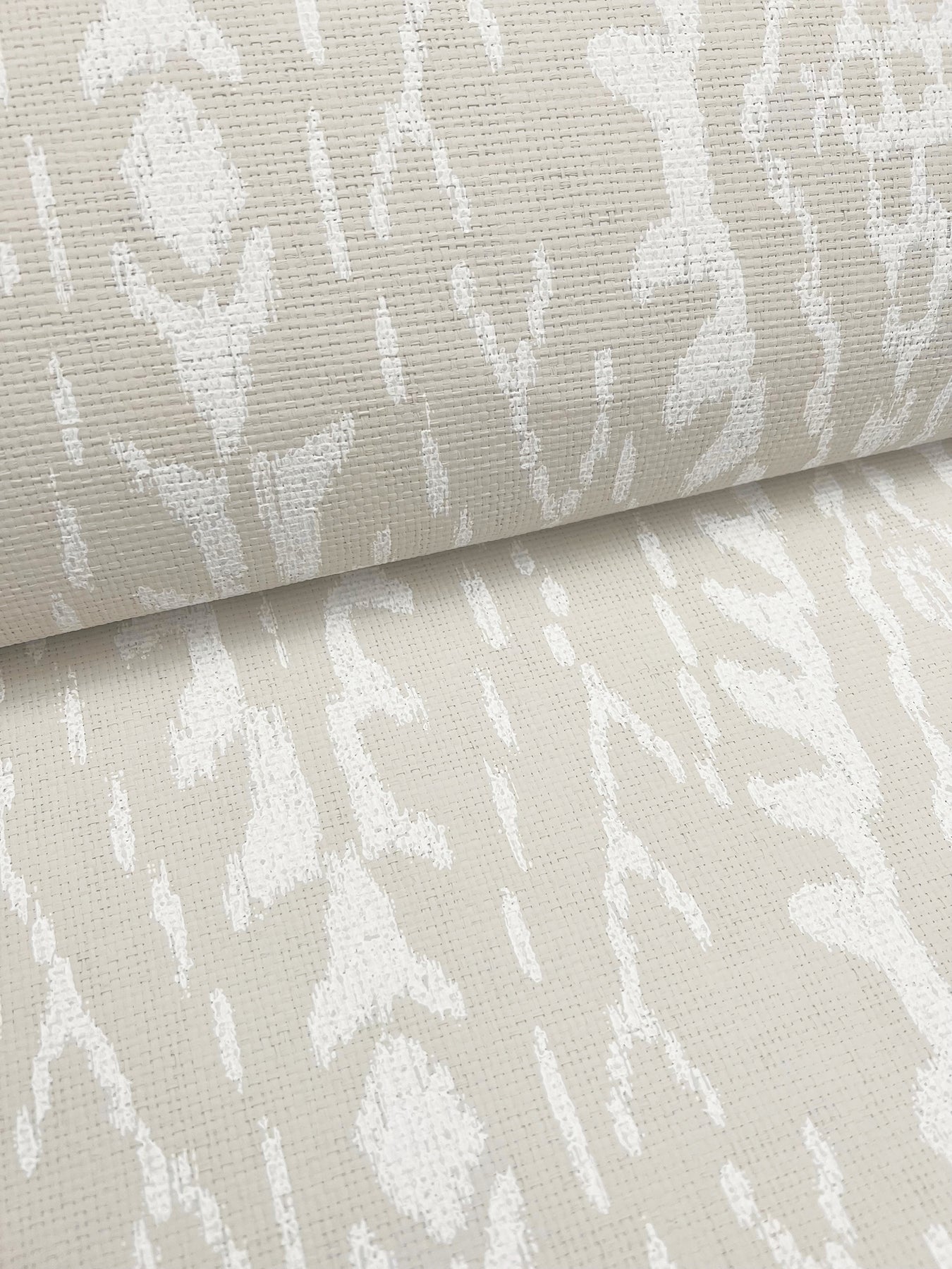 York Wallcoverings Lemieux et Cie Signature Rousseau Paperweave Linen Wallpaper Bohemian Geometrics Beiges   - LM5343