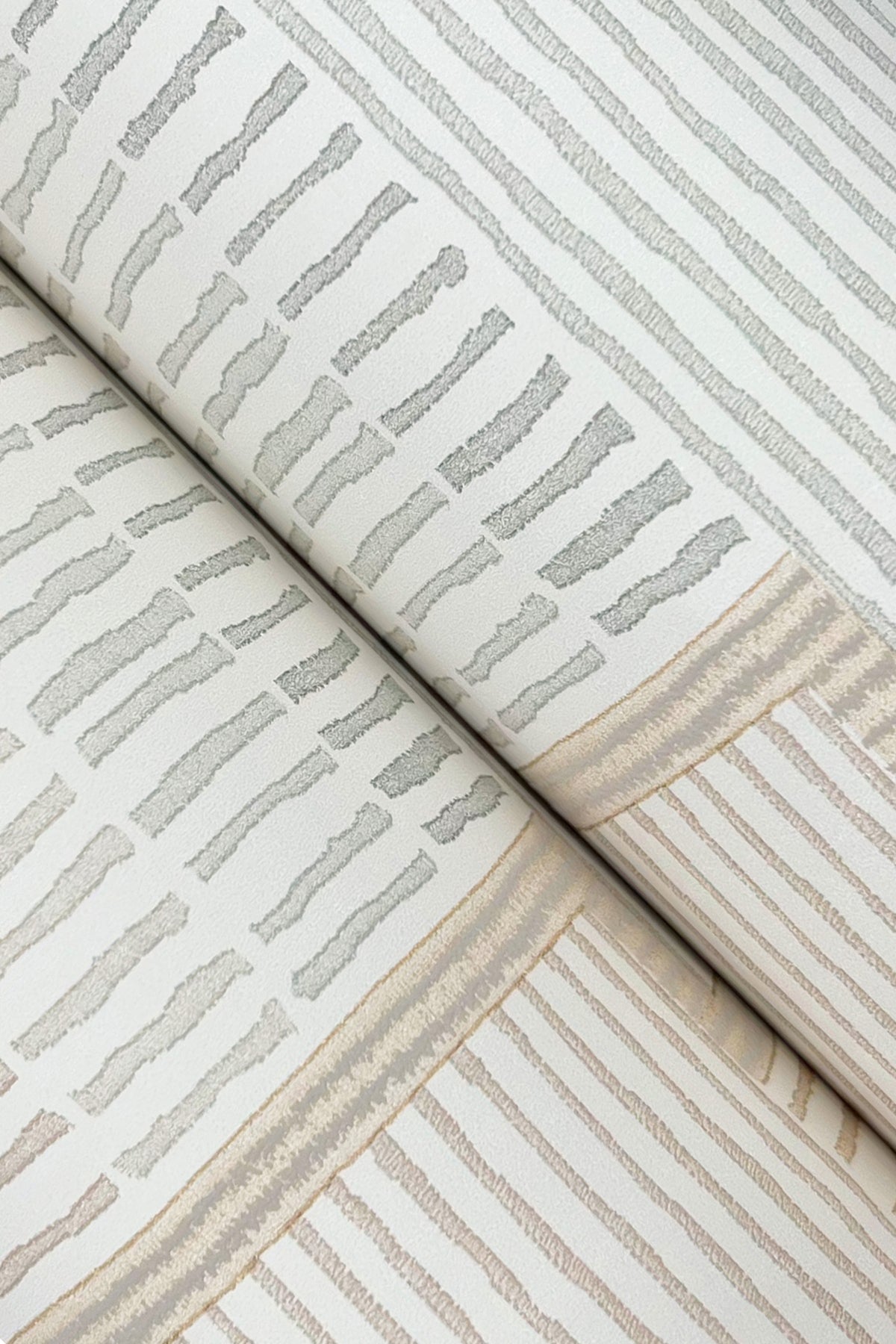 York Wallcoverings Lemieux et Cie Signature La Broderie Beige Wallpaper Modern Geometrics Beiges   - LM5371