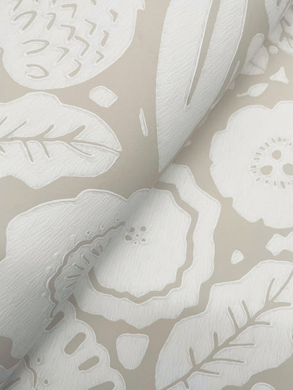 York Wallcoverings Lemieux et Cie Signature Camille Blossom Linen Wallpaper Feature Wall Florals Beiges   - LM5394