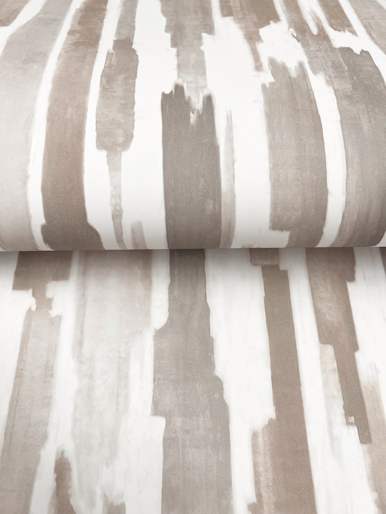 York Wallcoverings Lemieux et Cie Signature Pluie Light Neutral Wallpaper Eclectic Modern Greys   - LM5404