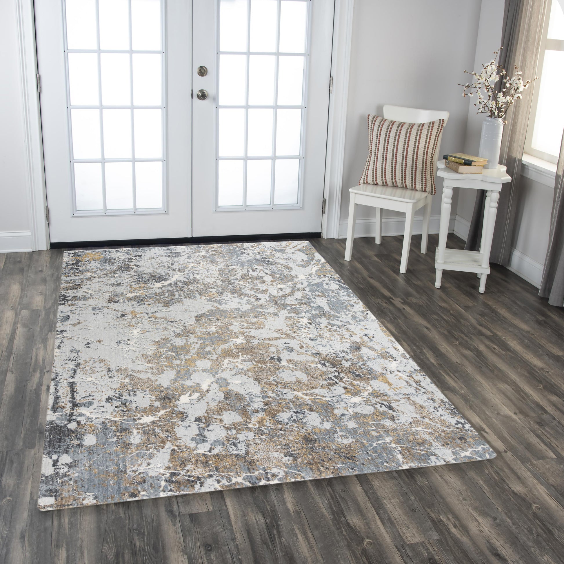 Logan rug, contemporary, 9' x 12'.